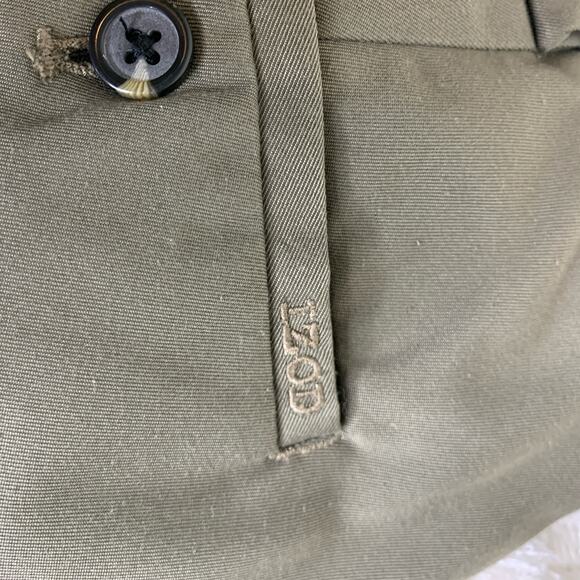 IZOD Brown Green Pleat Front Trousers Sz 32 x 30 - Picture 5 of 7